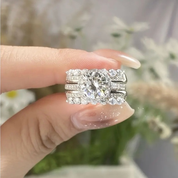 Certified 2ct Moissanite Ring